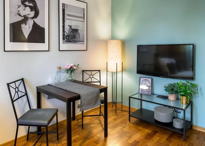 Loft Apartments - Next To The Main Station - Air Conditioning