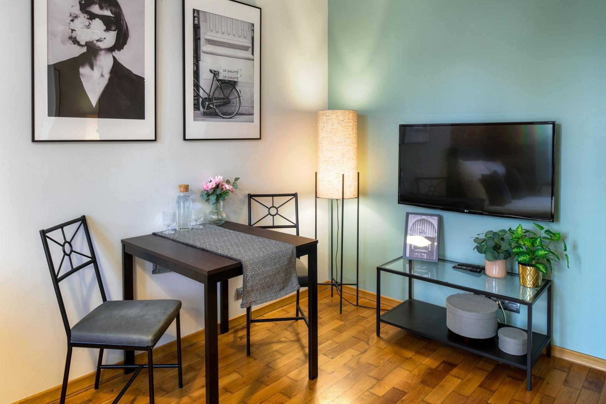 Loft - Next To The Main Station - Air Conditioning Apartment *